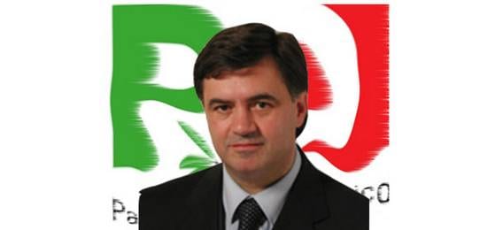 Alcamo: ex senatore Papania indagato per corruzione
