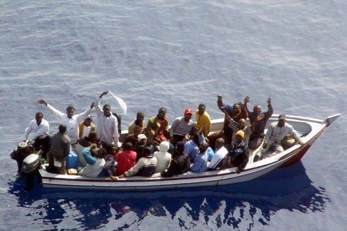 Favignana: recuperata imbarcazione arenata dopo uno sbarco di migrati