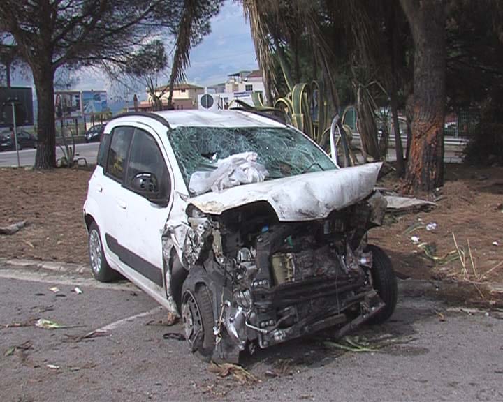 Alcamo: incidente svincolo Alcamo est, muore una donna