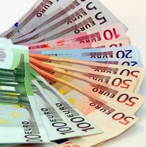 Alcamo: cause e debiti, Comune nei guai