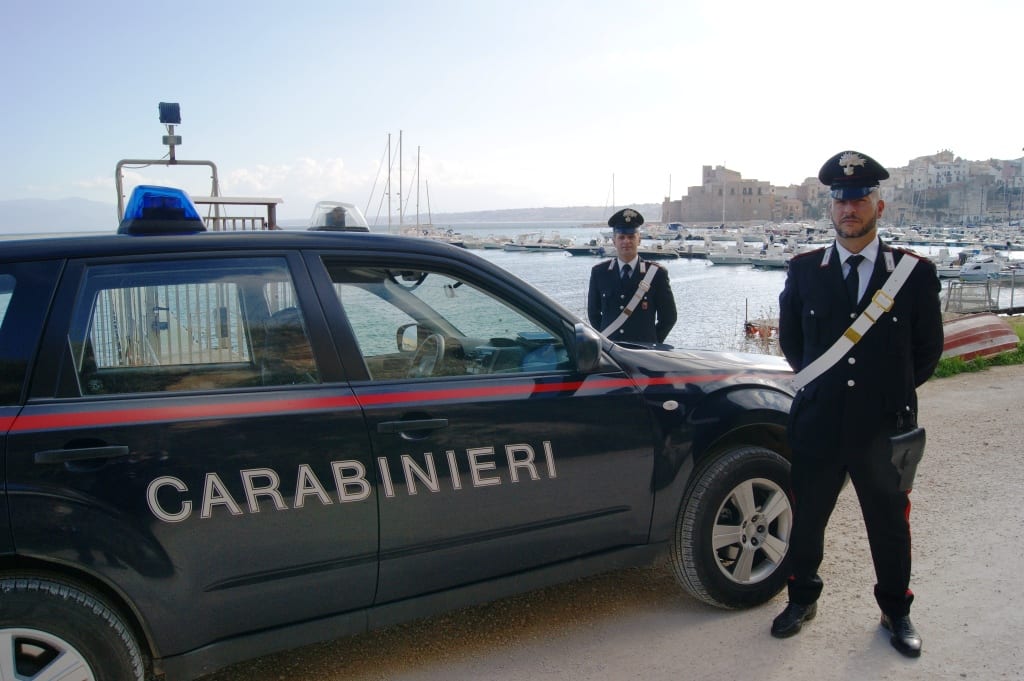 C/mare del golfo, in manette scippatore 17enne