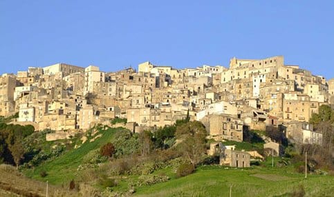 Salemi, nuove misure per la trasparenza negli appalti