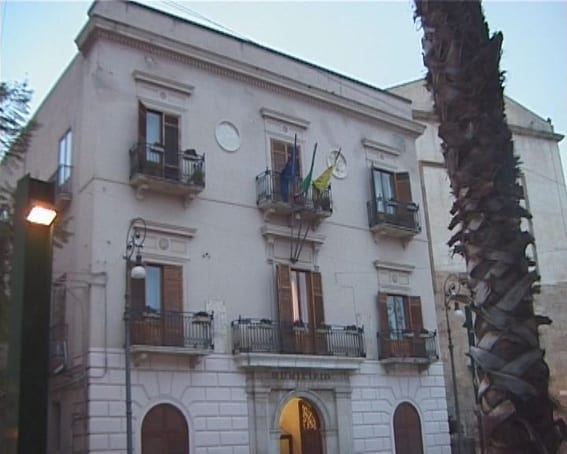 Alcamo: sprechi al Comune, vertice con i dirigenti