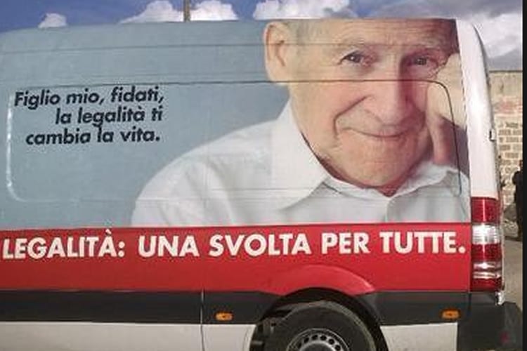 Trapani, arriva il "furgone della legalità"
