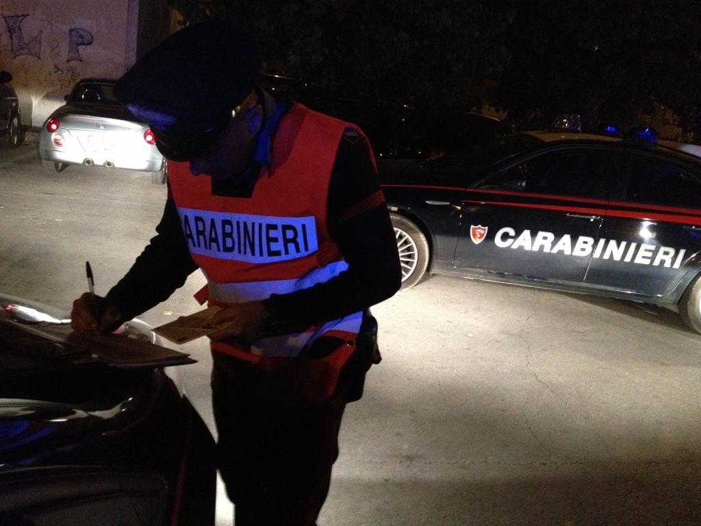 Alcamo, controlli alla movida: scattano due denunce e tre segnalazioni