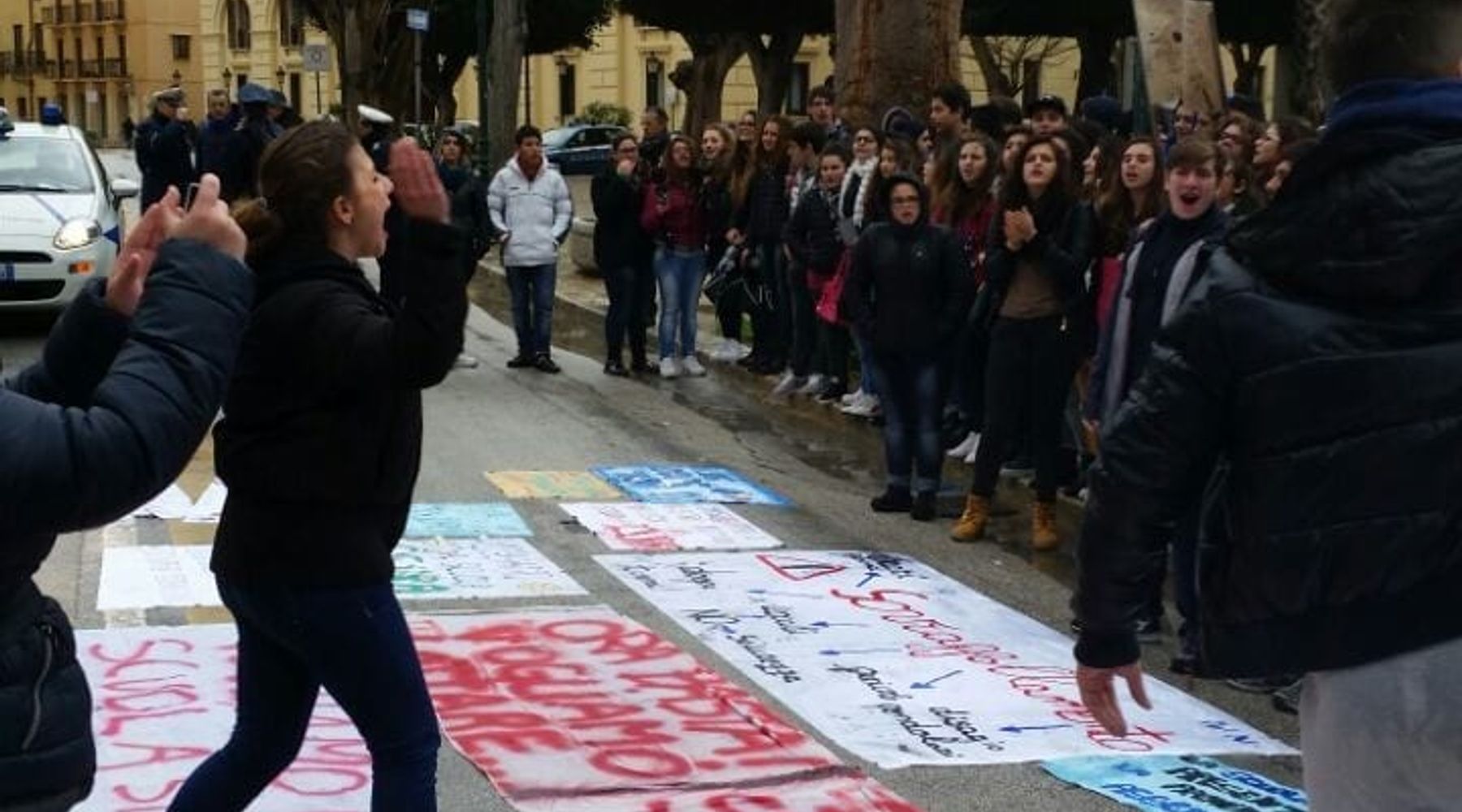 Trapani: Si “gioca a turni” nella scuola