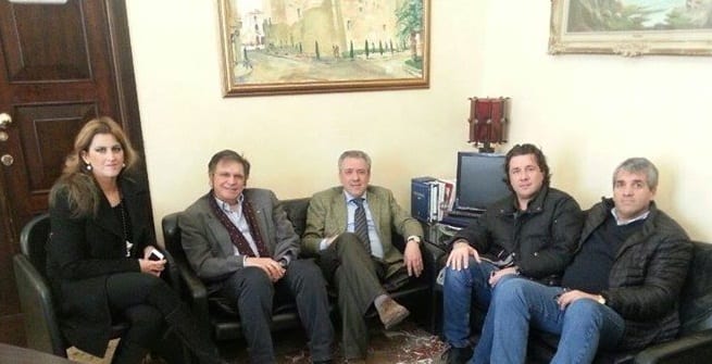 Alcamo: politica revolution, assalto alla giunta
