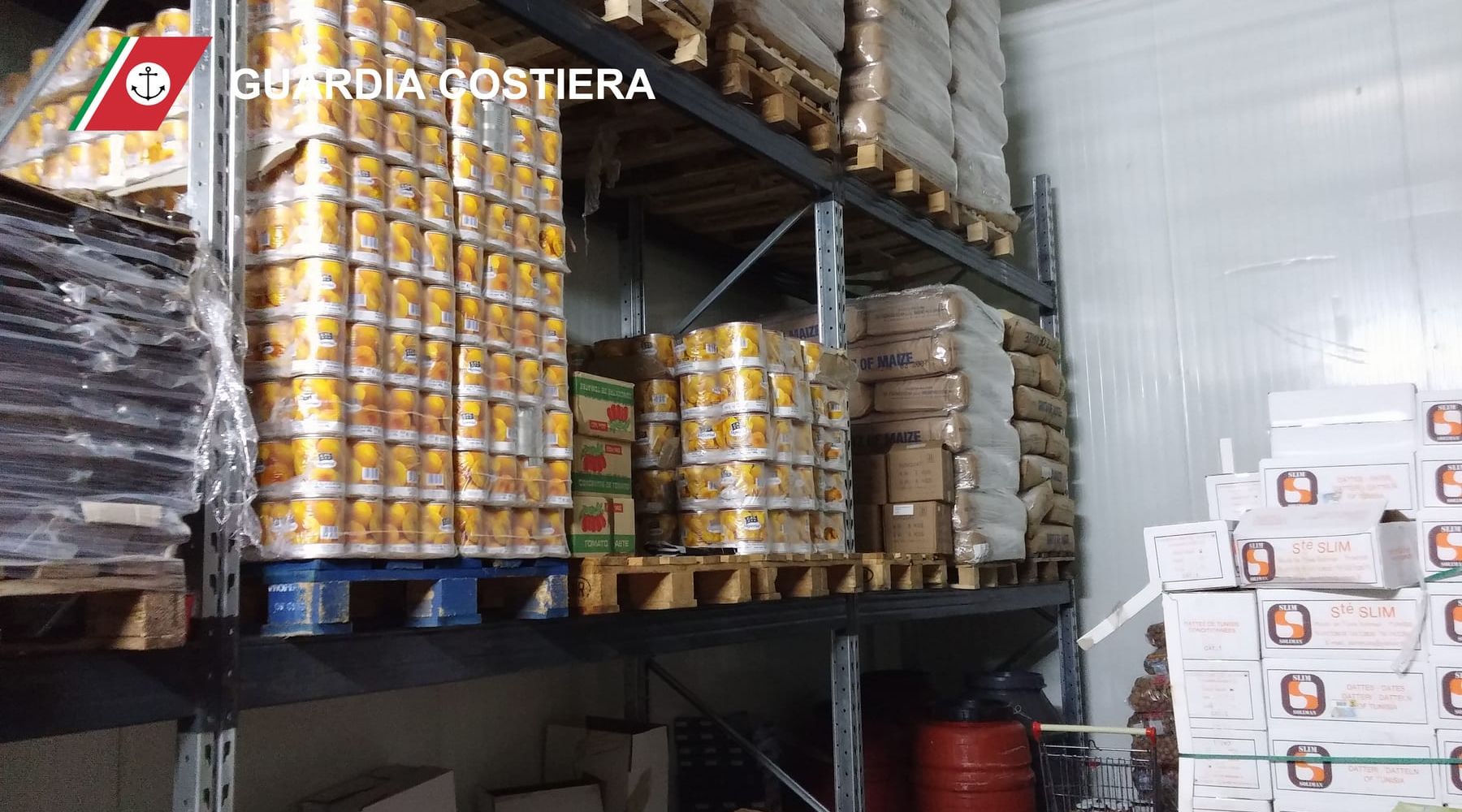 Trapani, alimenti scaduti e in pessime condizioni: sequestrate 21 tonnellate