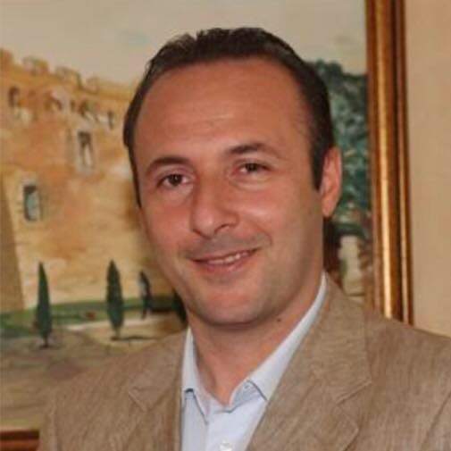 Alcamo: “Illegalità al Comune”, occupata aula consiliare
