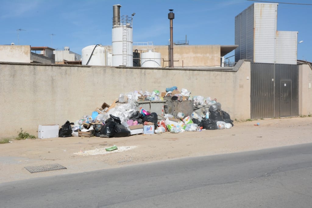 Mazara del Vallo, ancora emergenza rifiuti