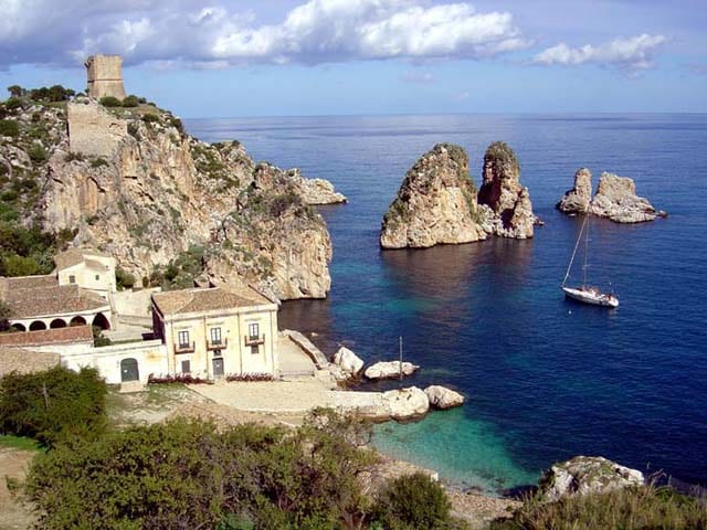 Castellammare del Golfo-Accesso Faraglioni, in campo l’associazionismo