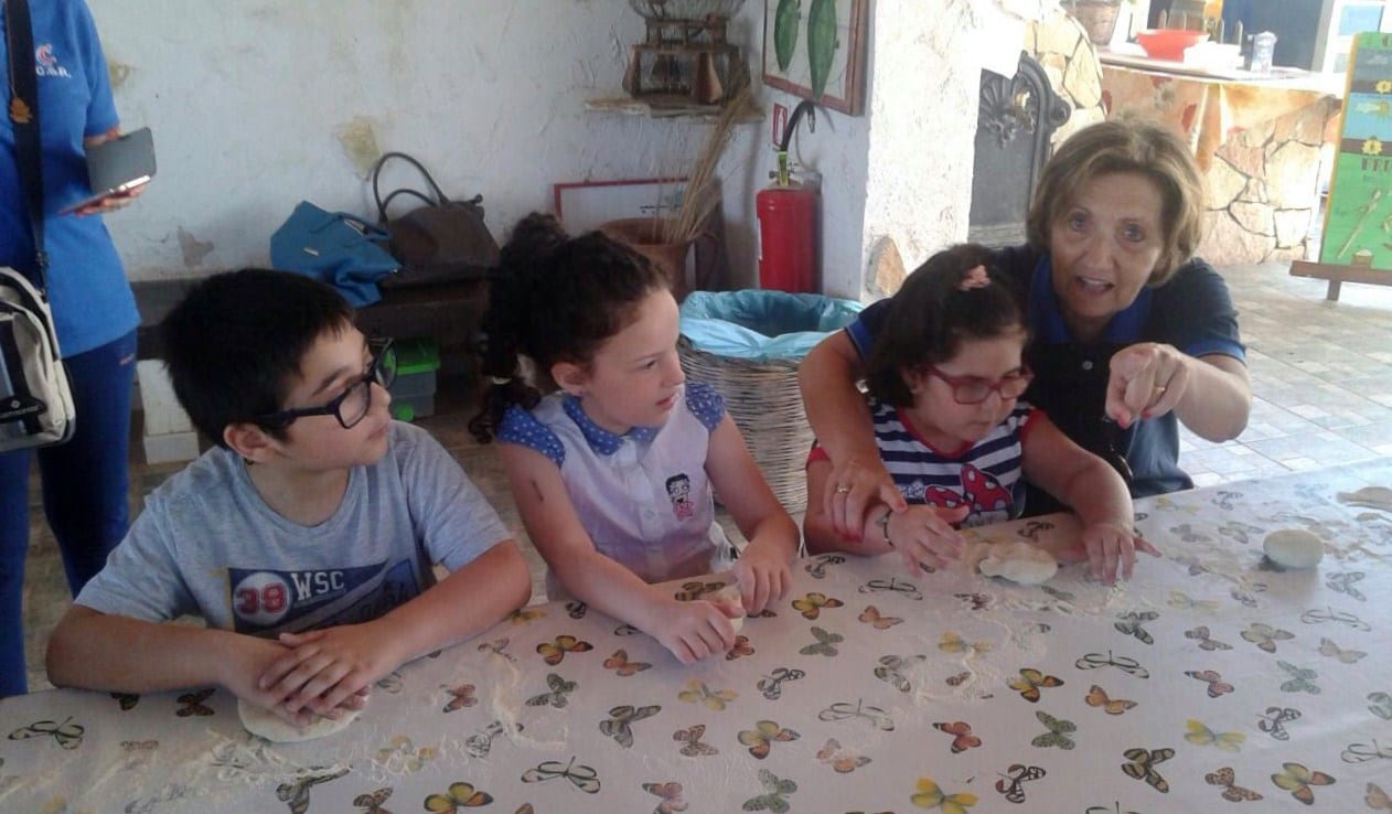 Alcamo, i piccoli del CSR di Marsala alla fattoria didattica "Augustali"