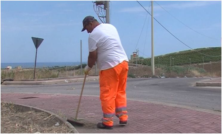 Alcamo-Contrada Sasi dimenticata, tappa dei cantieri lavoro