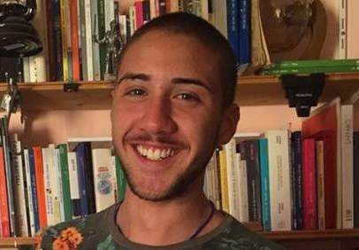 Trappeto, bagnino-eroe evita la tragedia al lido Casello