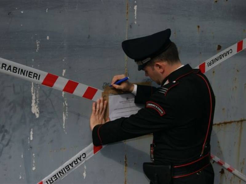 Castelvetrano: Sequestrate due strutture con 170 cani