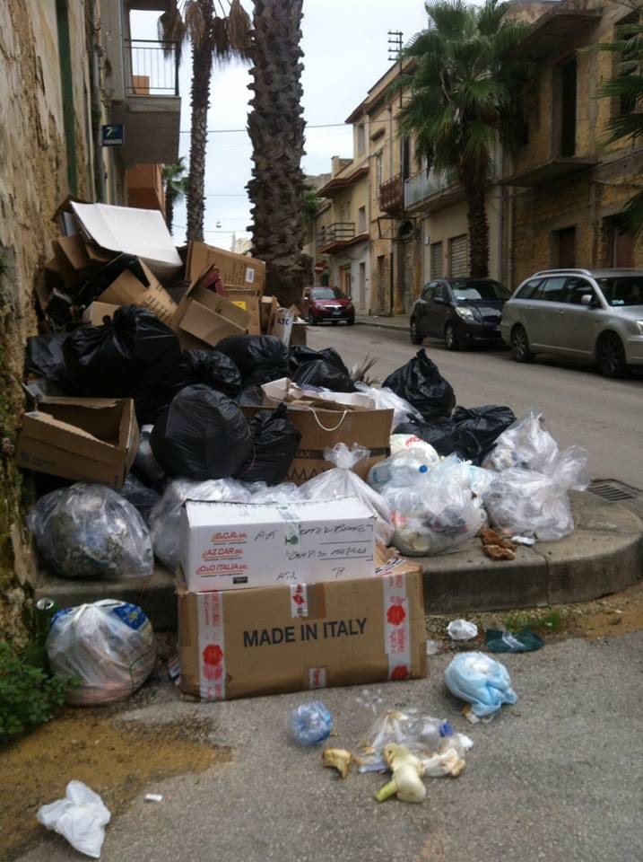 C/bello di Mazara, inefficienze raccolta rifiuti: sindaco preannuncia denuncia