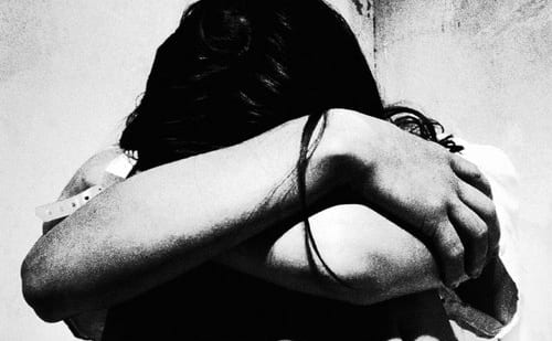 Mazara del Vallo, abusi e violenze in casa: denunciato 32enne
