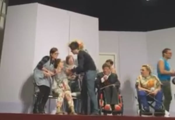 Commedia al Cielo-Un inno alla solidarietà con “Alcamo Milionaria”