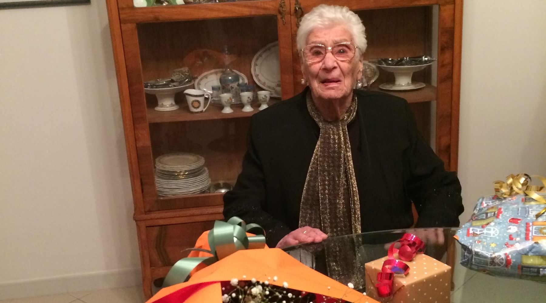 Castellammare del Golfo-Paese in festa per l'ultracentenaria nonna Caterina