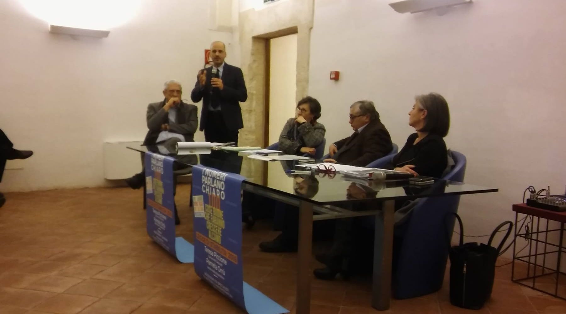 Alcamo-Il Pd raduna le truppe, nasce anche il partito degli autoproclamati