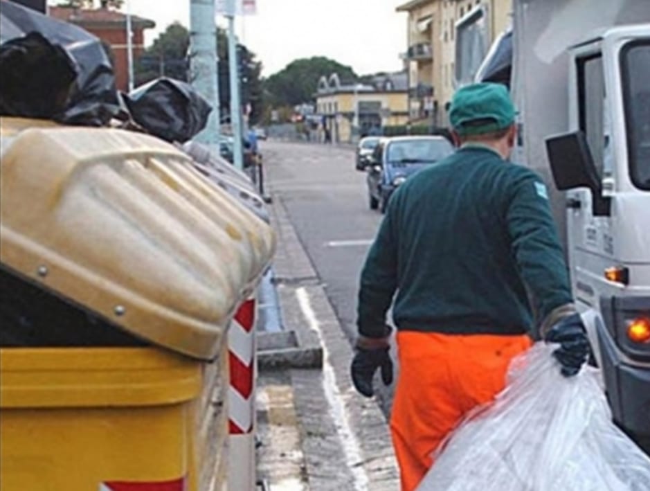 Alcamo-Costo rifiuti, il Comune avvia battaglia legale