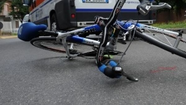 Alcamo-Ciclista investito sulla Ss.113, è fuori pericolo