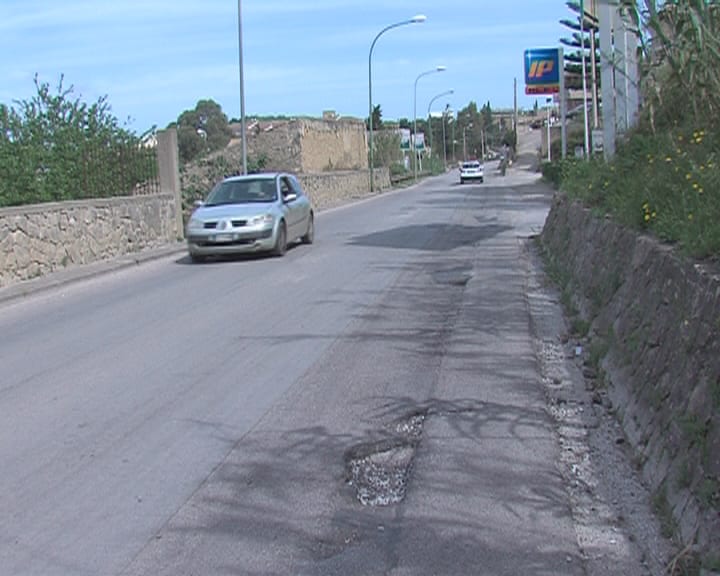 Alcamo-Buche killer nella via Porta Palermo