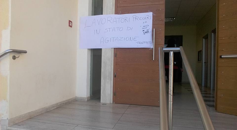 Trappeto-Precari e netturbini, proteste e incontri col sindaco