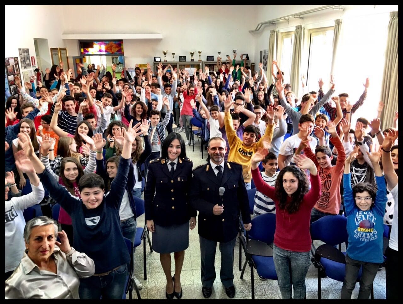 Paceco-Internet Day, la Polizia postale incontra gli studenti