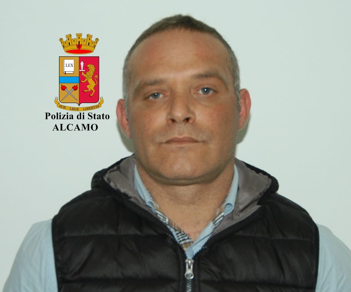 Alcamo-In bicicletta con quasi mezzo chilo di cocaina, arrestato elettricista