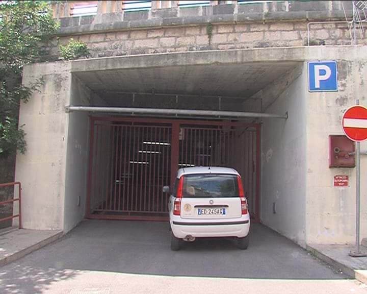 Alcamo-Parcheggio sotterraneo chiuso a tempo indeterminato