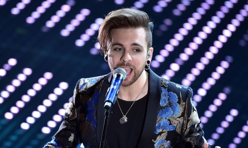 C/mare del Golfo-Alessio Bernabei in concerto all’Arena delle Rose