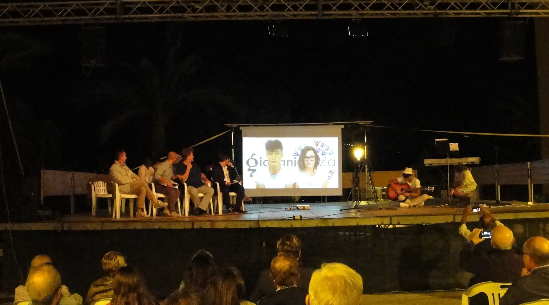 Custonaci-Spazio ai giovani con "Musicr@zia"