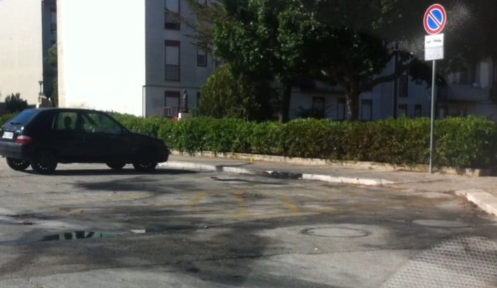 Alcamo-Ennesimo incendio di auto nella zona “mercatino”: 3 in 5 mesi