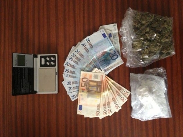 Calatafimi-Segesta-Cocaina e marijuana in casa, arrestato pusher