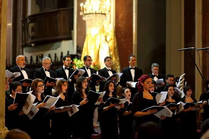 Alcamo-Concerto pro-terremotati, protagonista il coro "Mater Dei" (VIDEO)