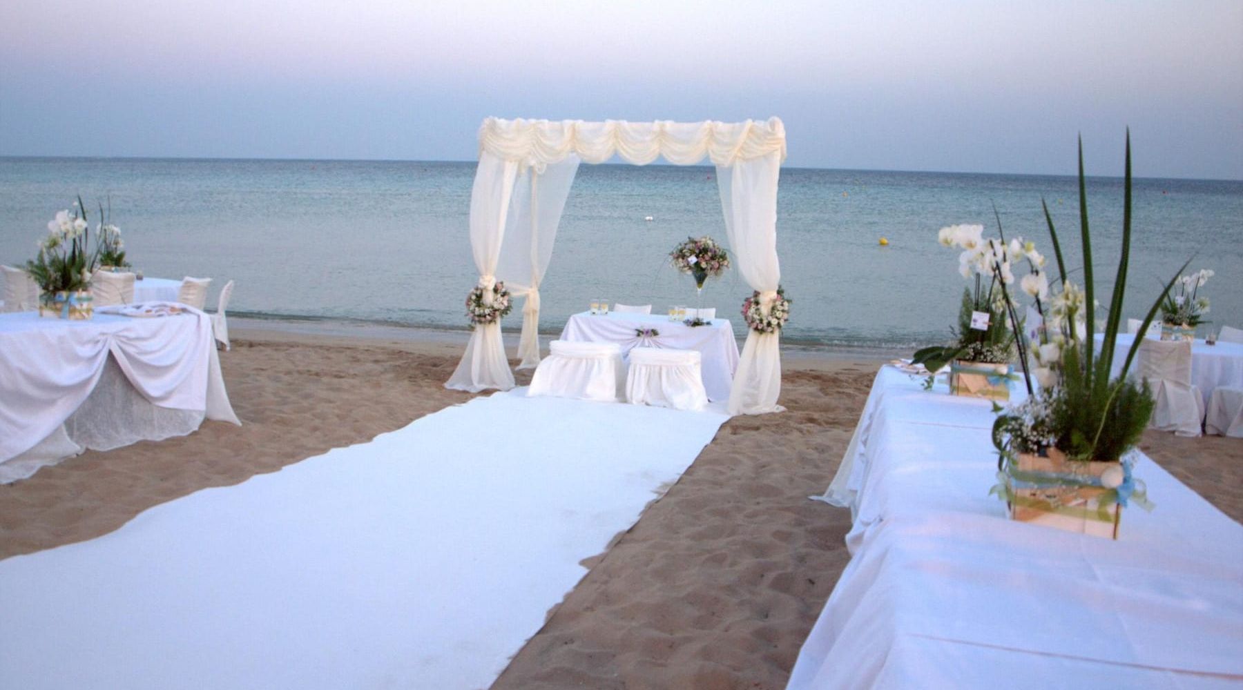 Alcamo-Taglio ai gettoni dei consiglieri, arrivano i matrimoni in spiaggia (VIDEO)