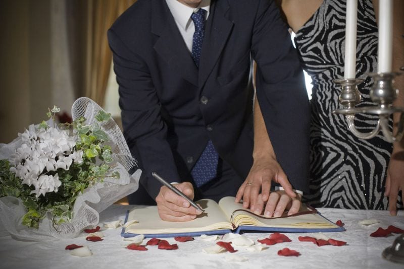 Alcamo-Tariffe per i matrimoni civili, non si spengono le polemiche (VIDEO)