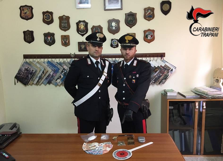 C/mare del Golfo-Cocaina, hashish e marijuana in casa: arrestato dai carabinieri