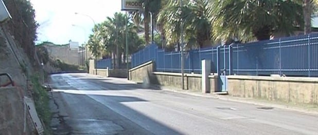 Alcamo-Riparate una serie di buche in via Porta Palermo
