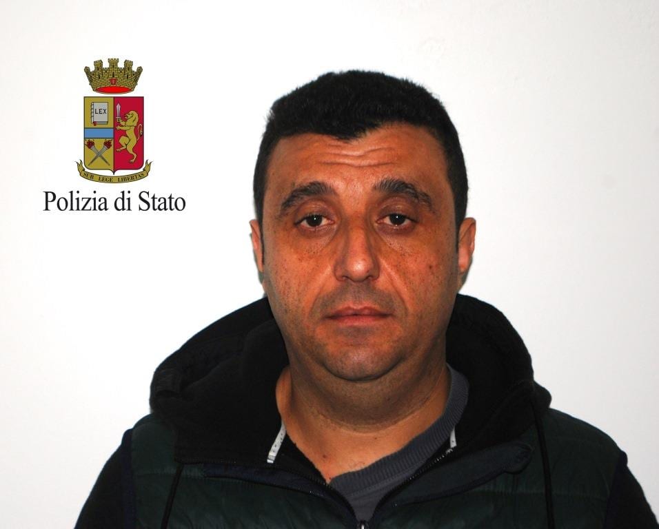 Alcamo-In auto con 130 dosi di droga, arrestato pregiudicato