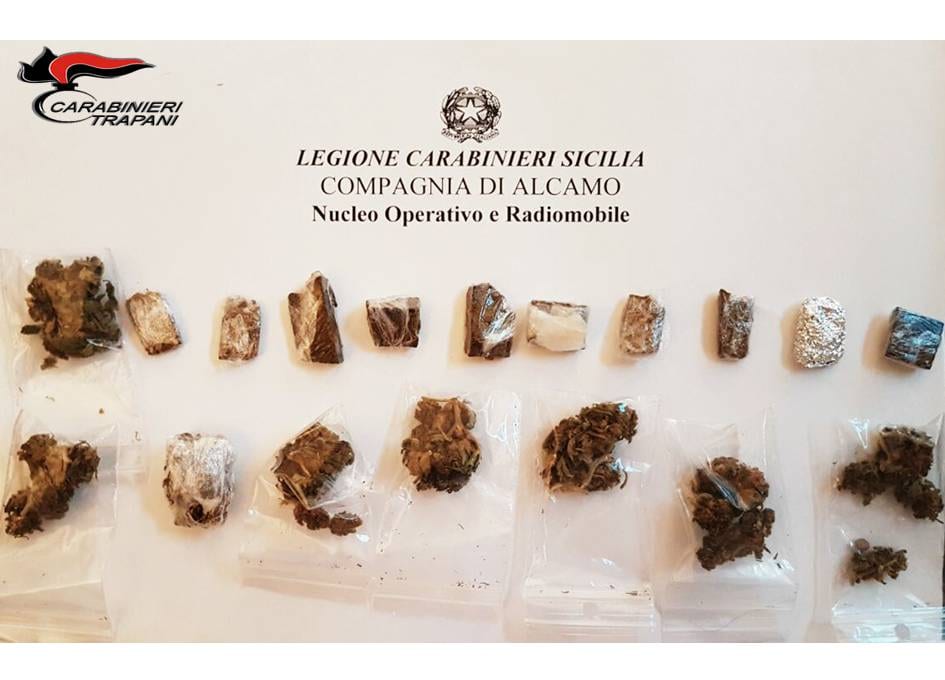 Alcamo-Ancora fiumi di droga: scoperta piccola centrale dello spaccio
