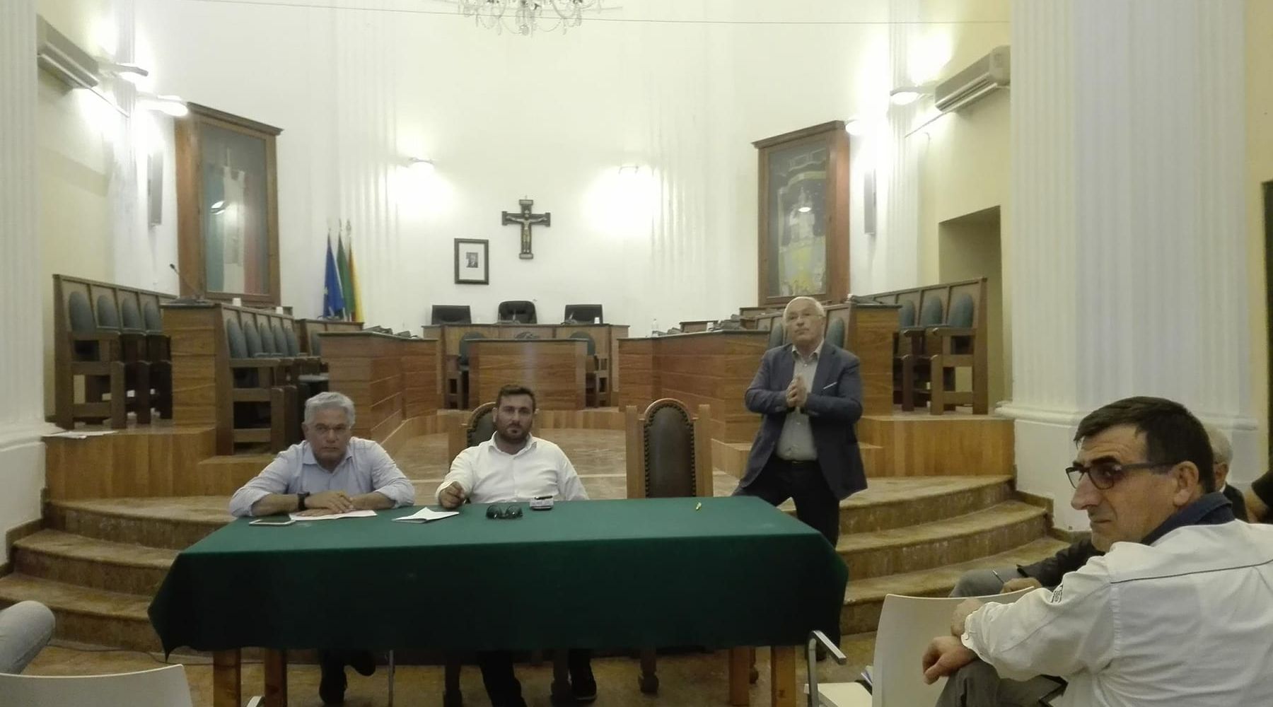 Castellammare del Golfo-Raccolta rifiuti potenziata: più turni per il ritiro porta a porta ai commercanti