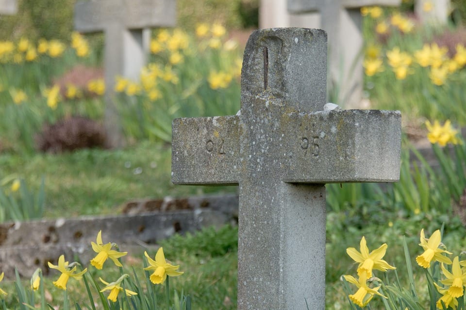 Alcamo-Cimitero saturo, 170 salme ancora senza sepoltura definitiva e gli uffici sonnecchiano