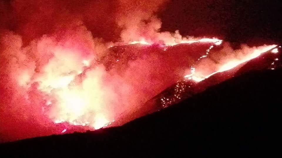 Castellammare del Golfo/Alcamo-Ancora incendi, all'alba "attaccata" Bocca della Carruba