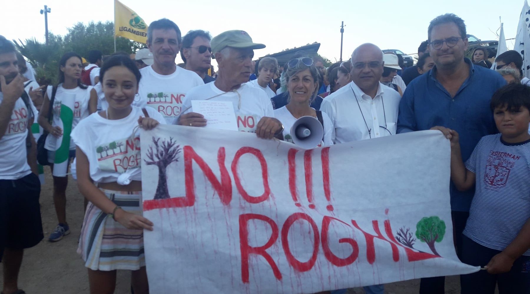 “Salviamo i boschi” Una grande marcia per dire no agli incendi