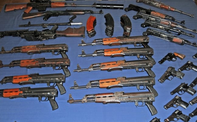Operazione antiterrorismo Traffico internazionale di armi, indagato un alcamese