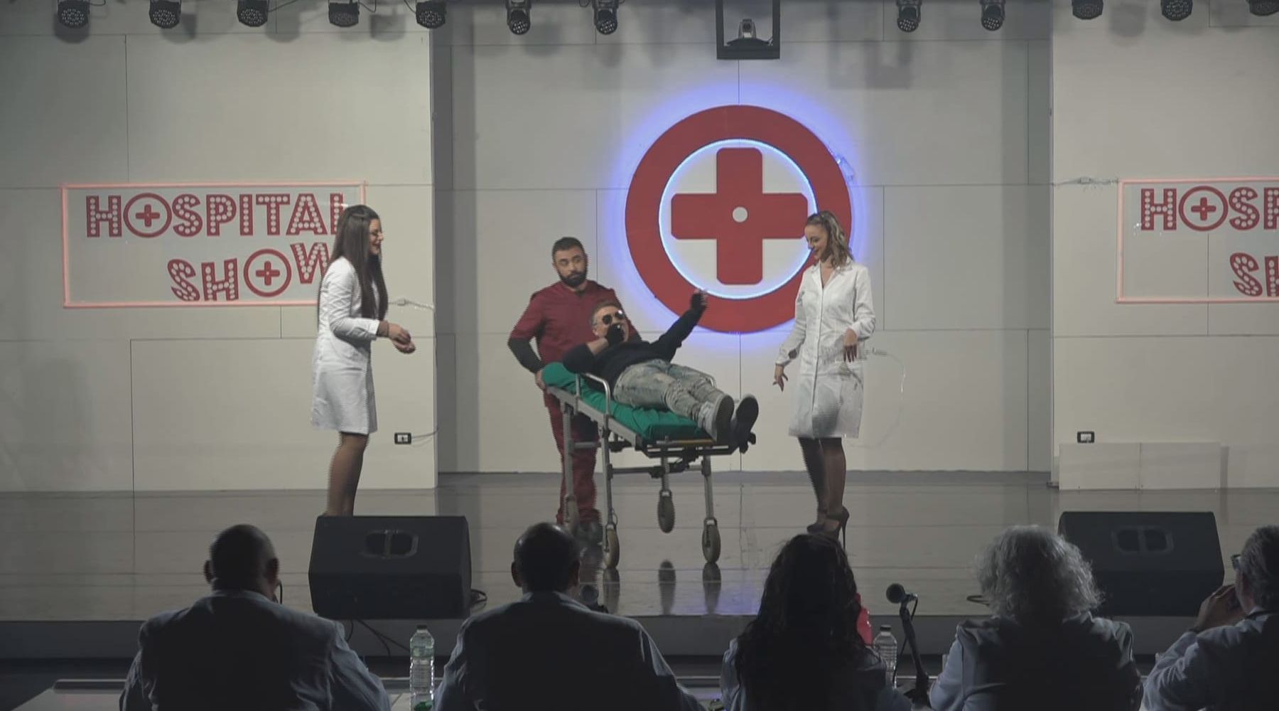 Alcamo - Hospital Show, quinto appuntamento tra talento e risate