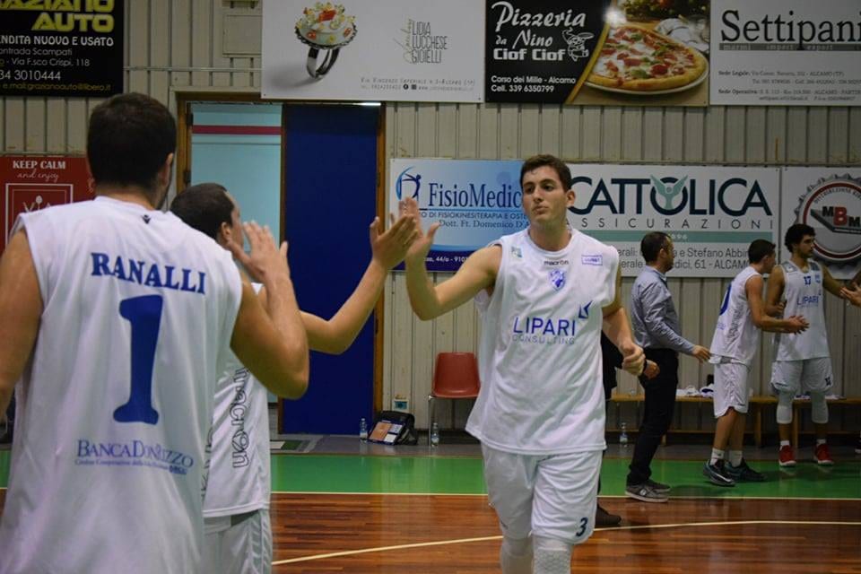 Pallacanestro/serie C - Difficile trasferta della Libertas Alcamo a Messina