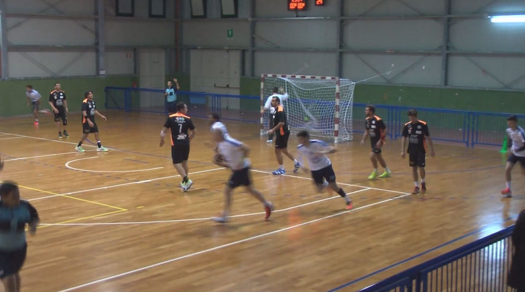 Pallamano/Serie A2 - Th Alcamo perde il derby col Giovinetto